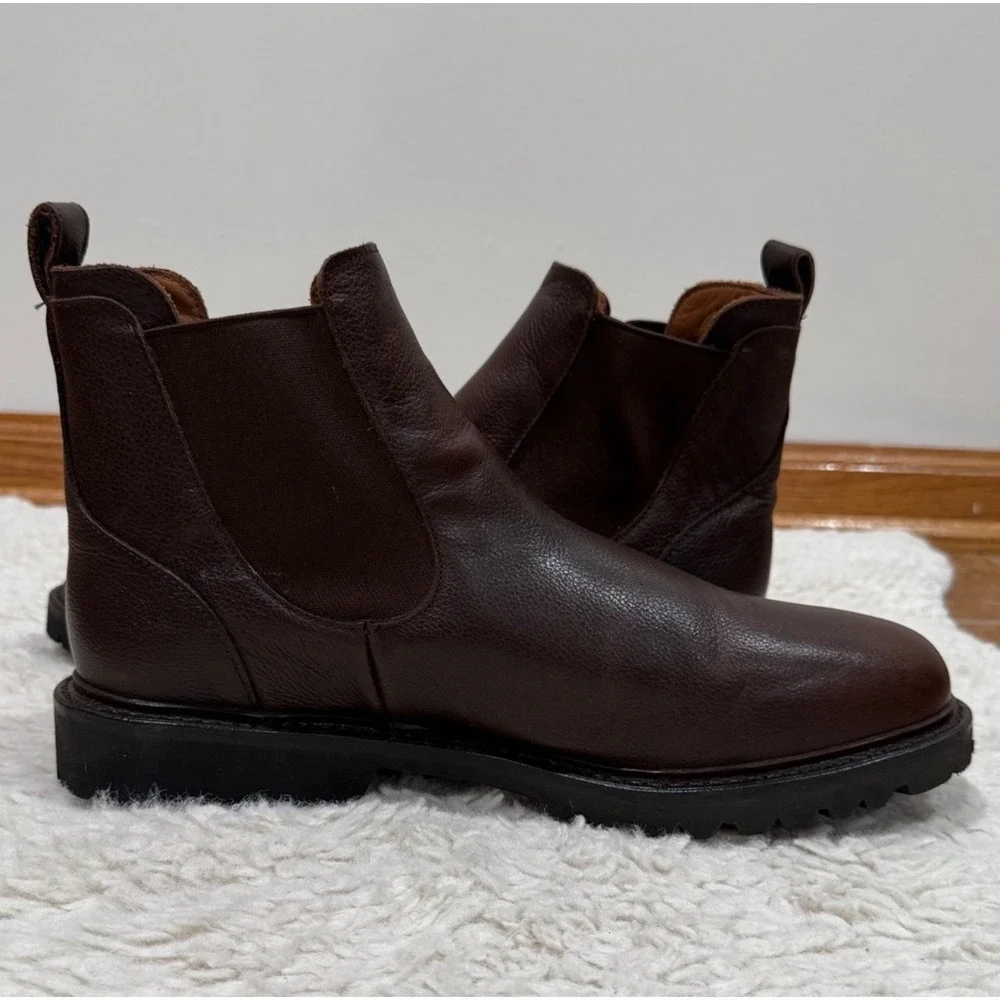 Allen Edmonds Grafton Chelsea Brown Leather Boots Mens 8.5 Weatherproof Lug Sole
